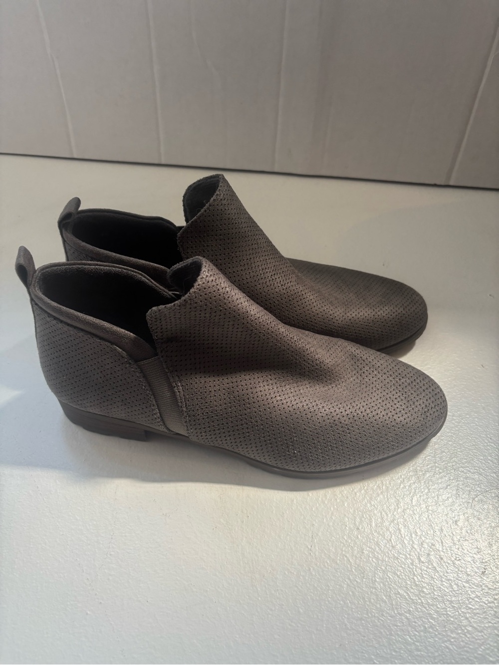 Dr Scholls Rollin Ankle Boots Booties Women's grey Suede Shoes Slip On Size 9